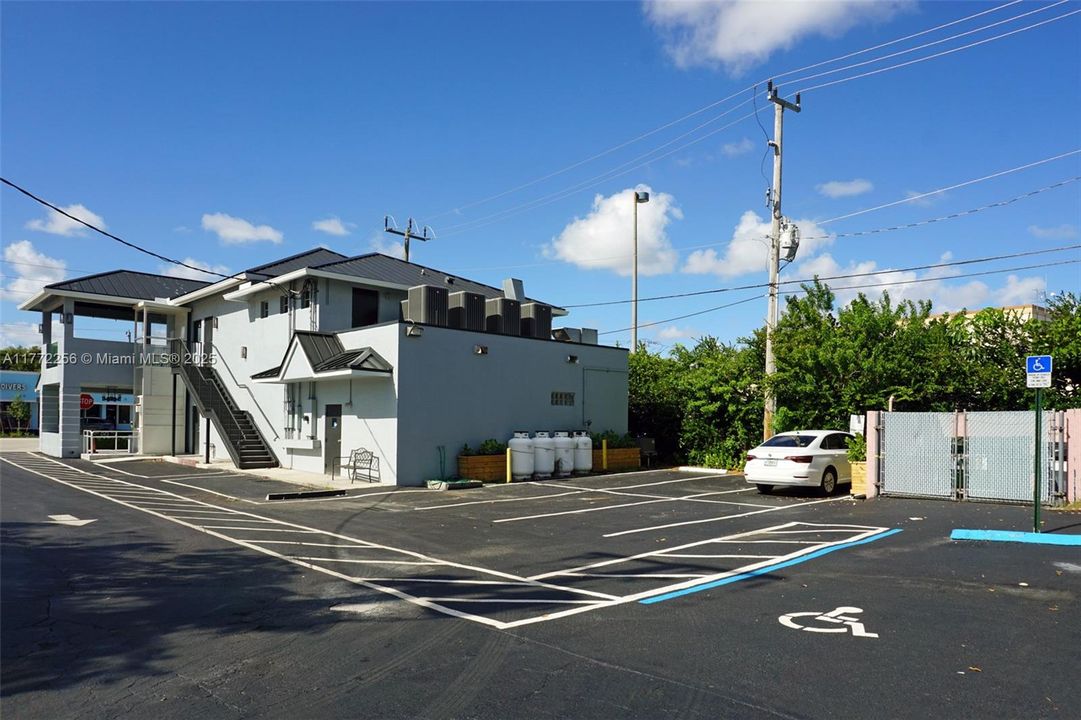 Active With Contract: $2,500,000 (0 beds, 0 baths, 0 Square Feet)