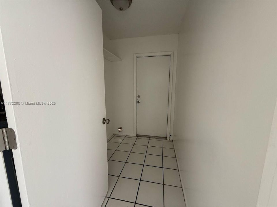 Recientemente alquilado: $1,350 (2 camas, 1 baños, 808 Pies cuadrados)