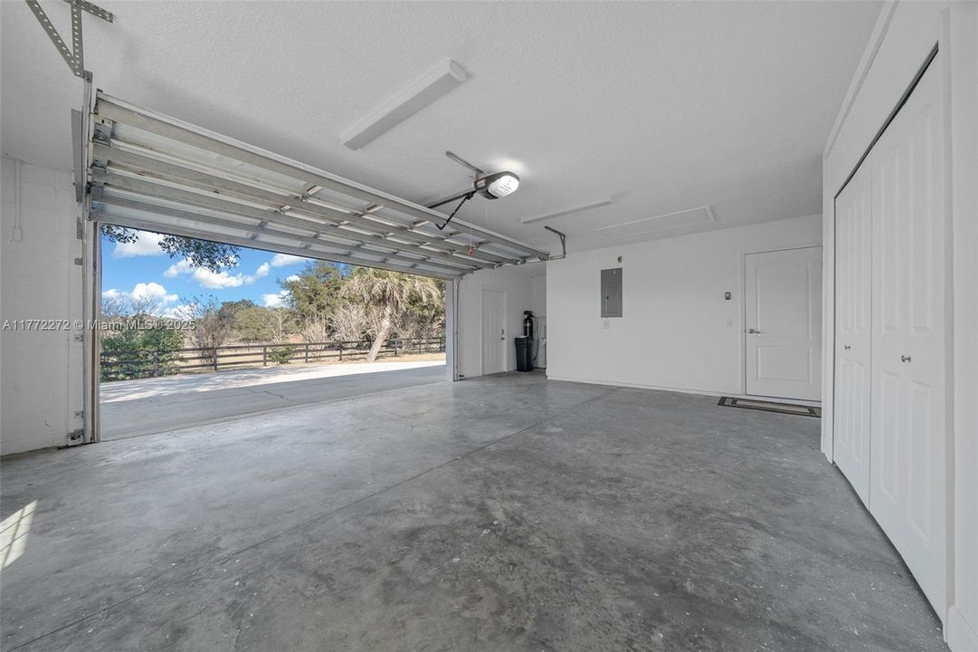 На продажу: $2,600,000 (3 спален, 2 ванн, 0 Квадратных фут)