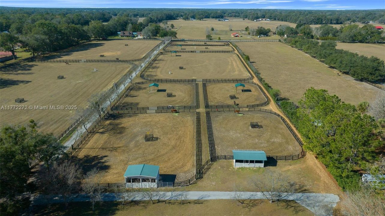 На продажу: $2,600,000 (3 спален, 2 ванн, 0 Квадратных фут)