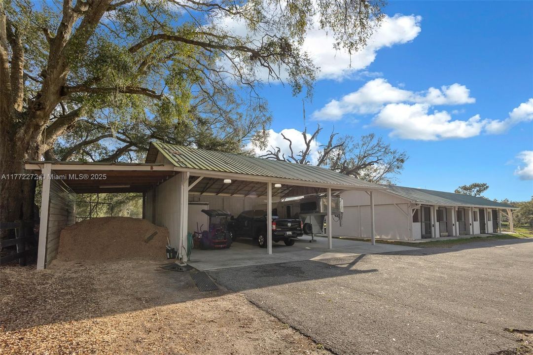 На продажу: $2,600,000 (3 спален, 2 ванн, 0 Квадратных фут)