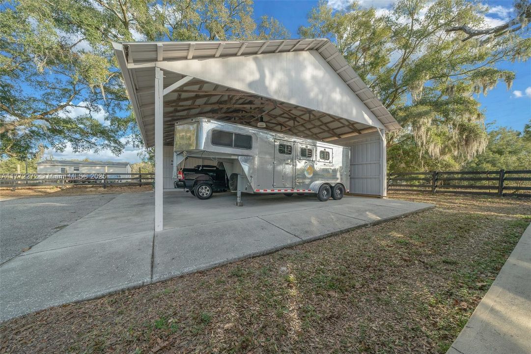 На продажу: $2,600,000 (3 спален, 2 ванн, 0 Квадратных фут)