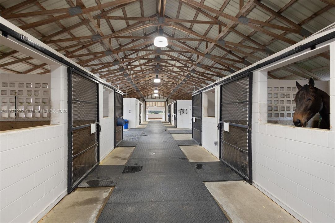 На продажу: $2,600,000 (3 спален, 2 ванн, 0 Квадратных фут)