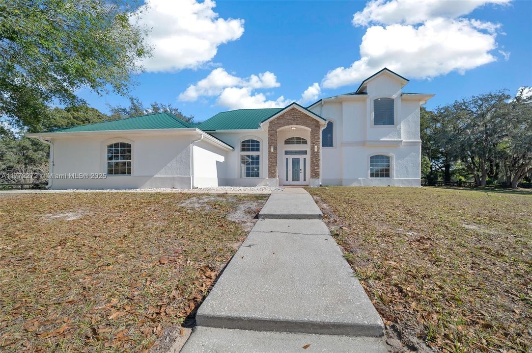 На продажу: $2,600,000 (3 спален, 2 ванн, 0 Квадратных фут)