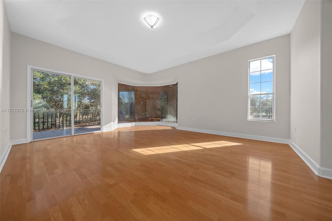 На продажу: $2,600,000 (3 спален, 2 ванн, 0 Квадратных фут)