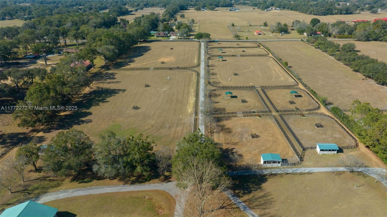 На продажу: $2,600,000 (3 спален, 2 ванн, 0 Квадратных фут)