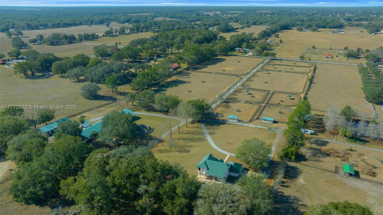 На продажу: $2,600,000 (3 спален, 2 ванн, 0 Квадратных фут)