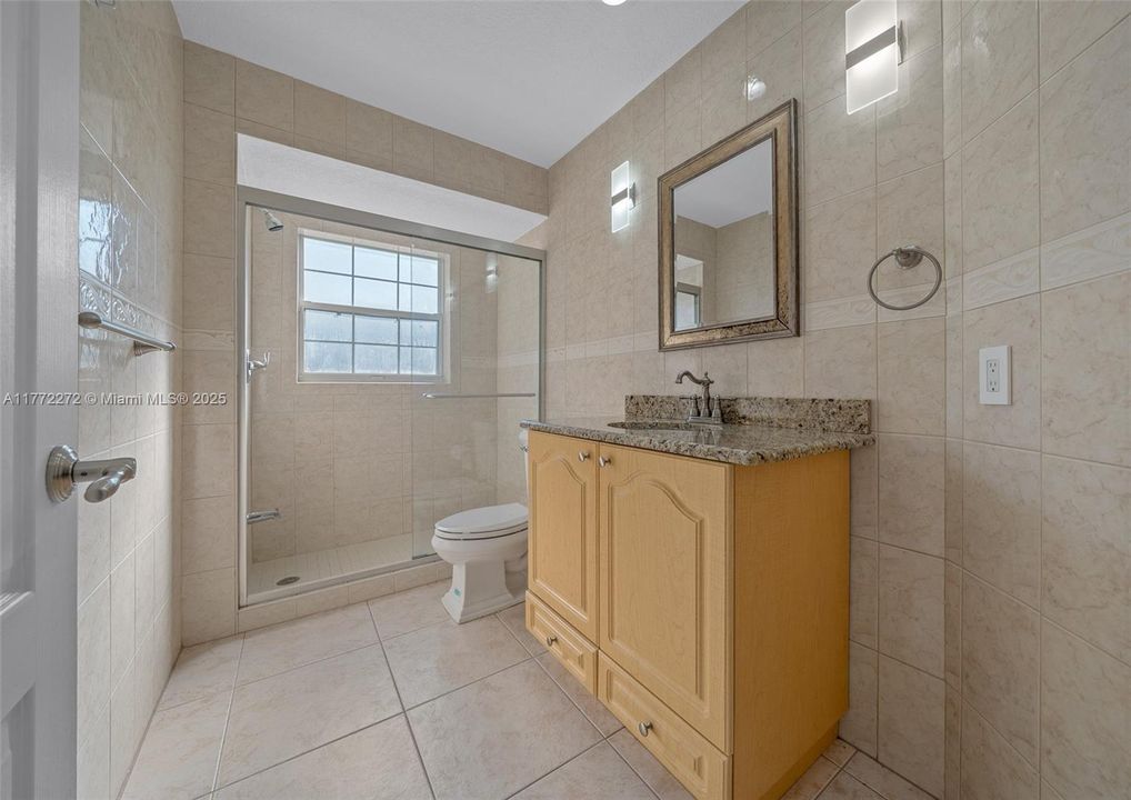 На продажу: $2,600,000 (3 спален, 2 ванн, 0 Квадратных фут)