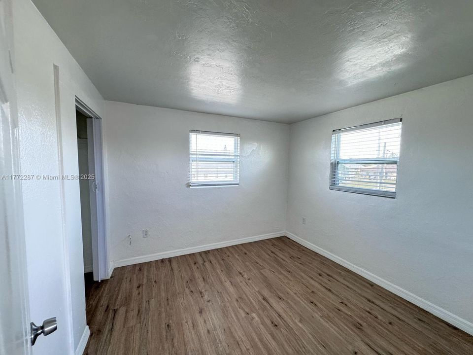 Recientemente alquilado: $1,250 (2 camas, 1 baños, 650 Pies cuadrados)