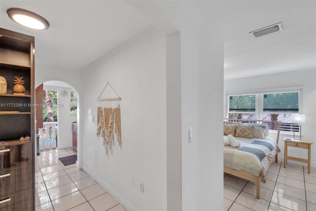 Vendido Recientemente: $1,150,000 (0 camas, 0 baños, 2952 Pies cuadrados)