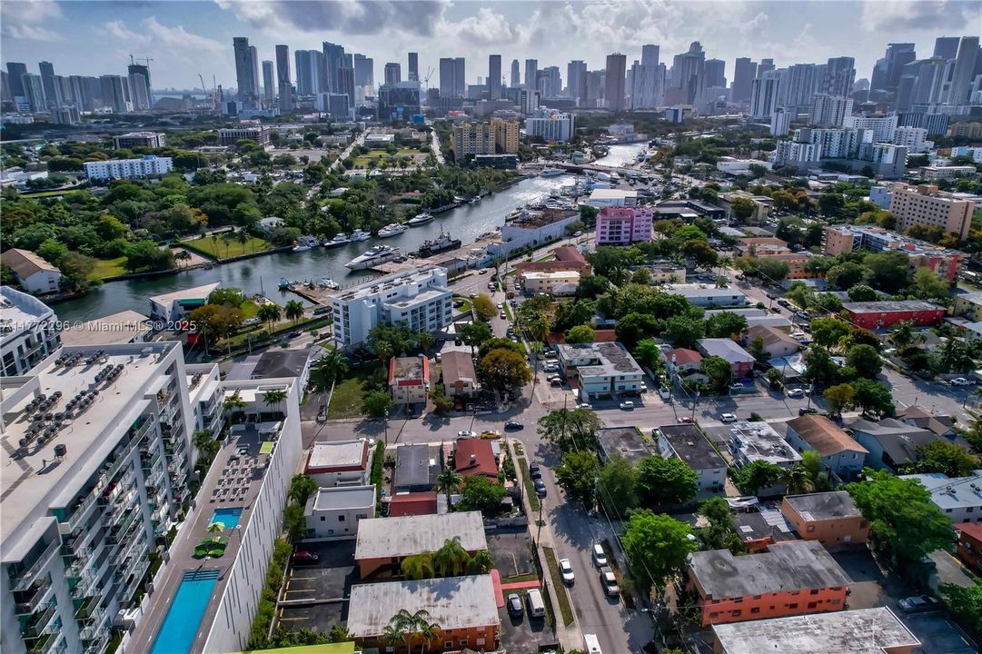 Vendido Recientemente: $1,150,000 (0 camas, 0 baños, 2952 Pies cuadrados)