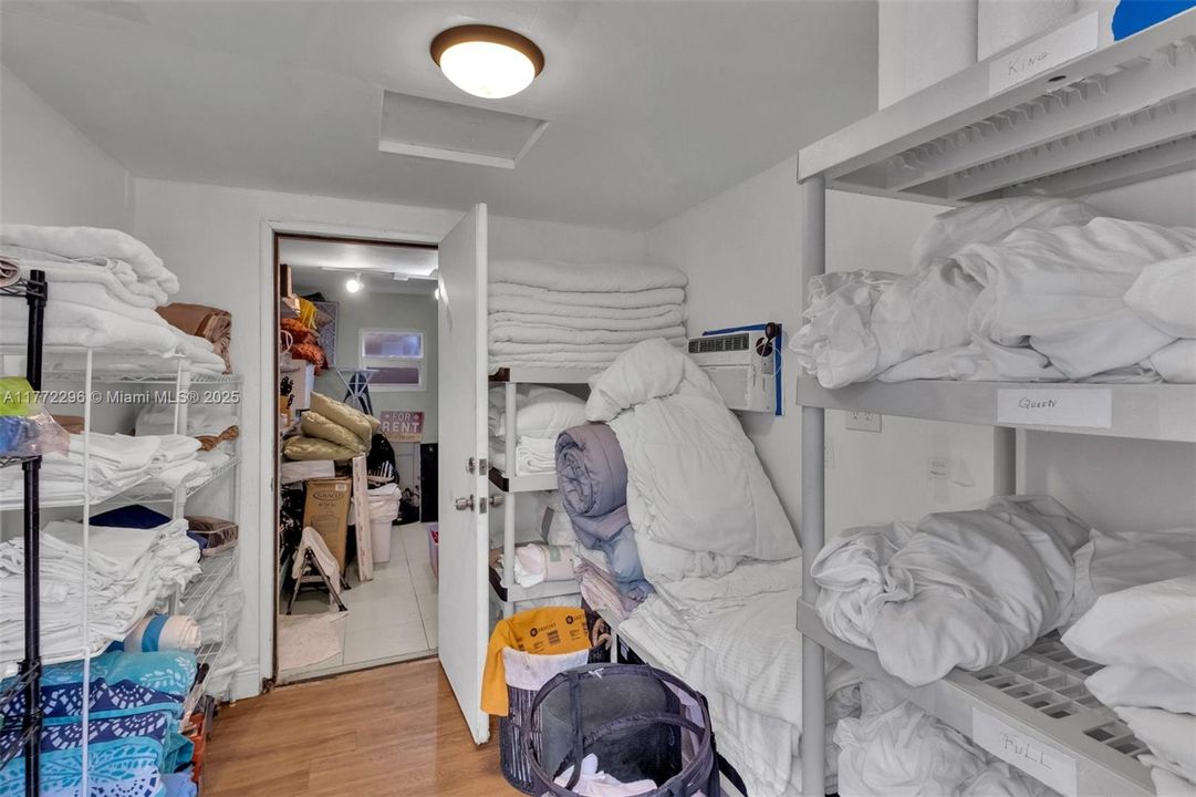 Vendido Recientemente: $1,150,000 (0 camas, 0 baños, 2952 Pies cuadrados)