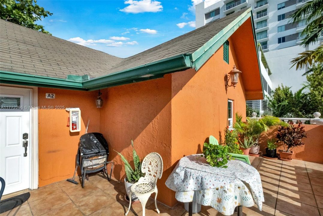 Vendido Recientemente: $1,150,000 (0 camas, 0 baños, 2952 Pies cuadrados)