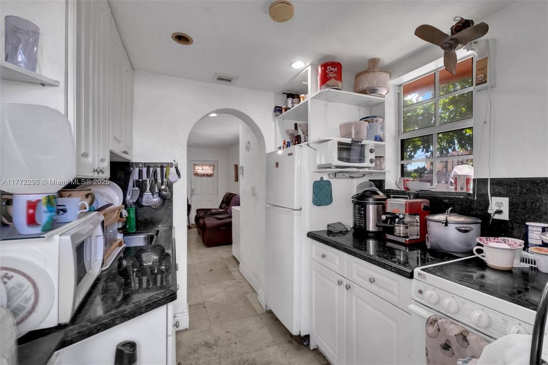 Vendido Recientemente: $1,150,000 (0 camas, 0 baños, 2952 Pies cuadrados)