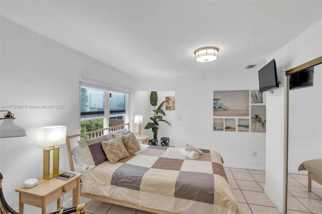 Vendido Recientemente: $1,150,000 (0 camas, 0 baños, 2952 Pies cuadrados)