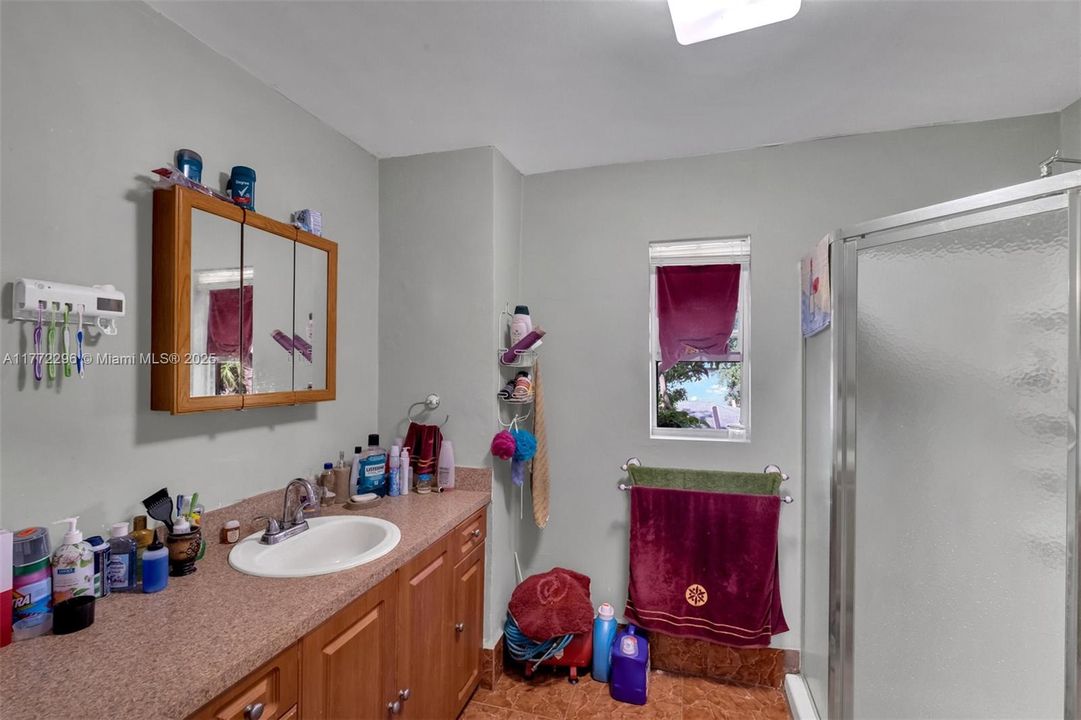 Vendido Recientemente: $1,150,000 (0 camas, 0 baños, 2952 Pies cuadrados)