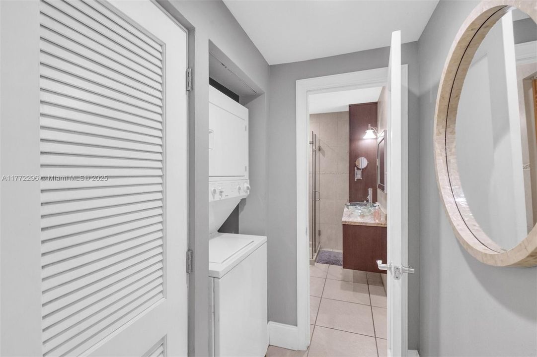 Vendido Recientemente: $1,150,000 (0 camas, 0 baños, 2952 Pies cuadrados)