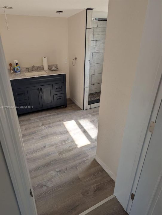 待售: $179,000 (2 贝兹, 1 浴室, 0 平方英尺)