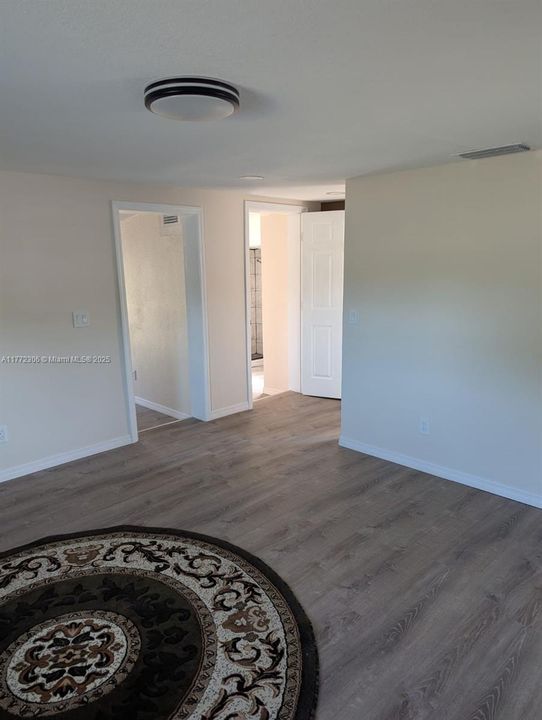 待售: $179,000 (2 贝兹, 1 浴室, 0 平方英尺)