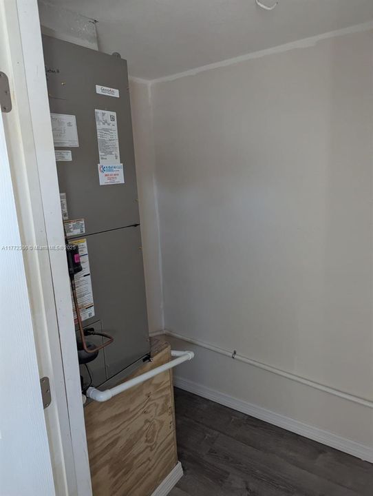 待售: $179,000 (2 贝兹, 1 浴室, 0 平方英尺)