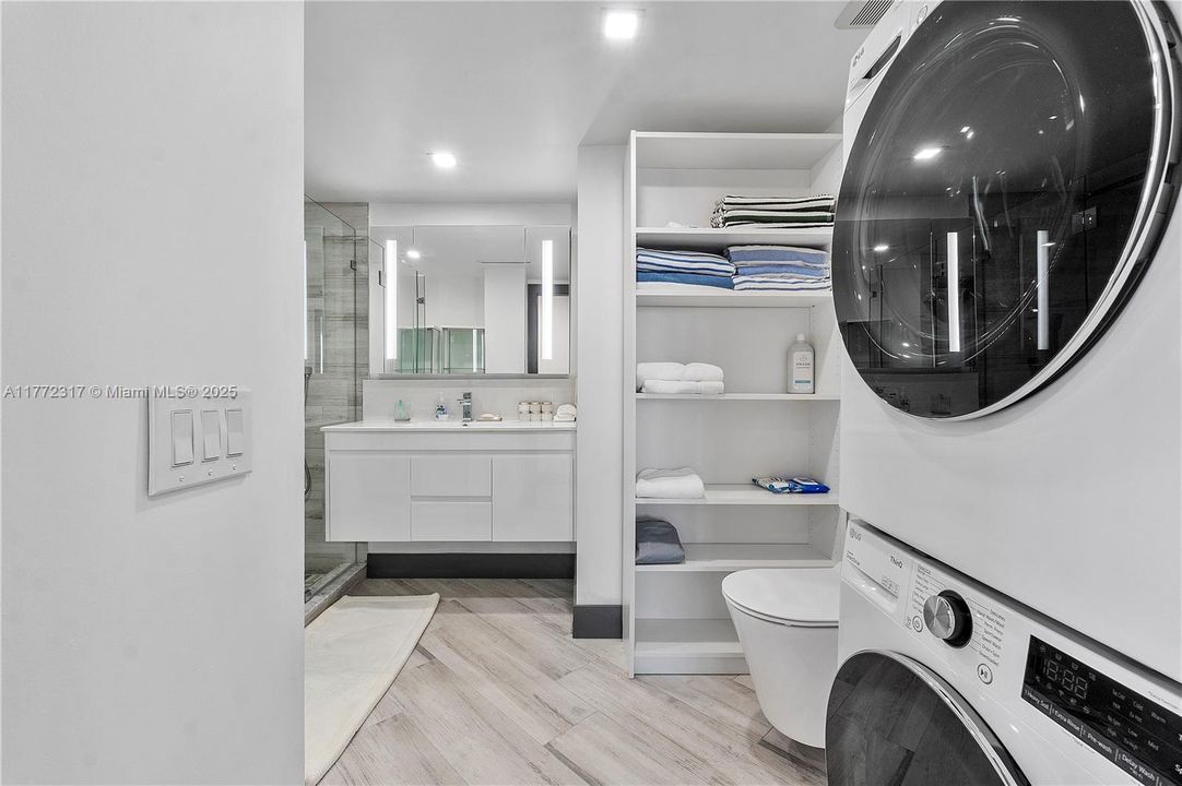 Activo con contrato: $719,000 (2 camas, 2 baños, 1455 Pies cuadrados)