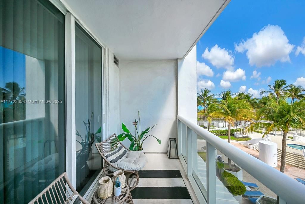 En Venta: $750,000 (1 camas, 1 baños, 896 Pies cuadrados)