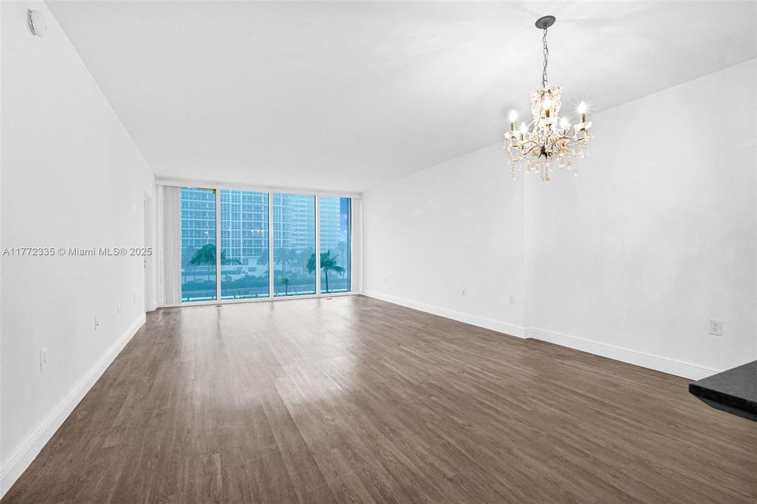 En Venta: $750,000 (1 camas, 1 baños, 896 Pies cuadrados)