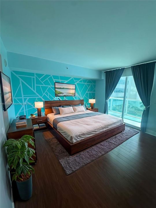 最近售出: $390,000 (1 贝兹, 1 浴室, 842 平方英尺)