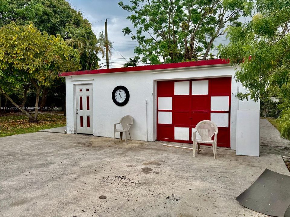Vendido Recientemente: $649,900 (4 camas, 3 baños, 1549 Pies cuadrados)