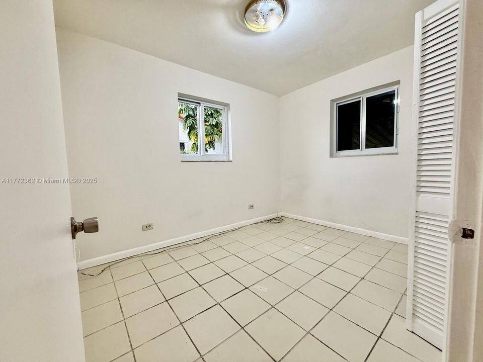 Vendido Recientemente: $649,900 (4 camas, 3 baños, 1549 Pies cuadrados)