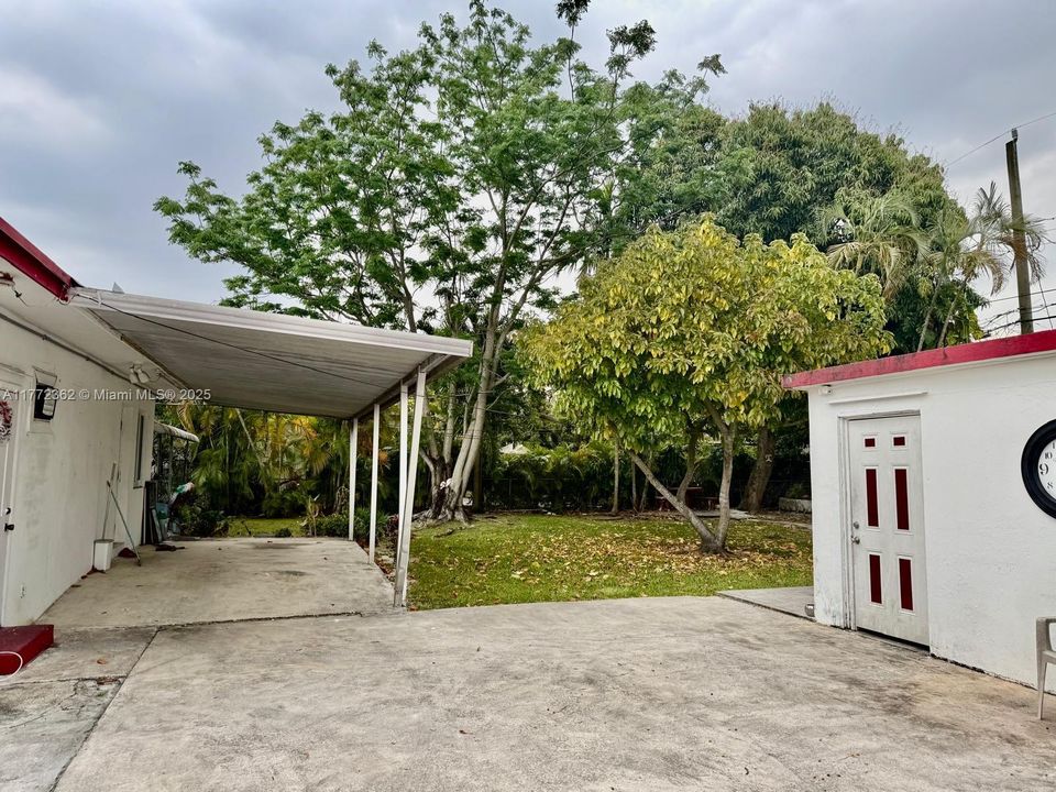 Vendido Recientemente: $649,900 (4 camas, 3 baños, 1549 Pies cuadrados)