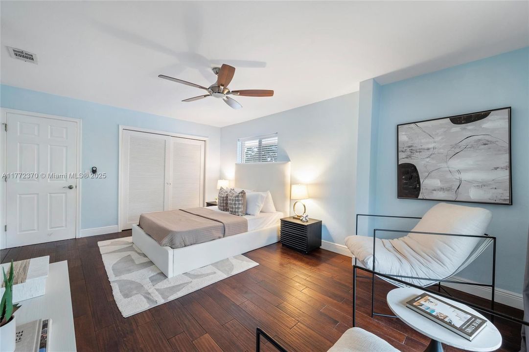 Recently Sold: $2,010,000 (5 beds, 4 baths, 0 Square Feet)