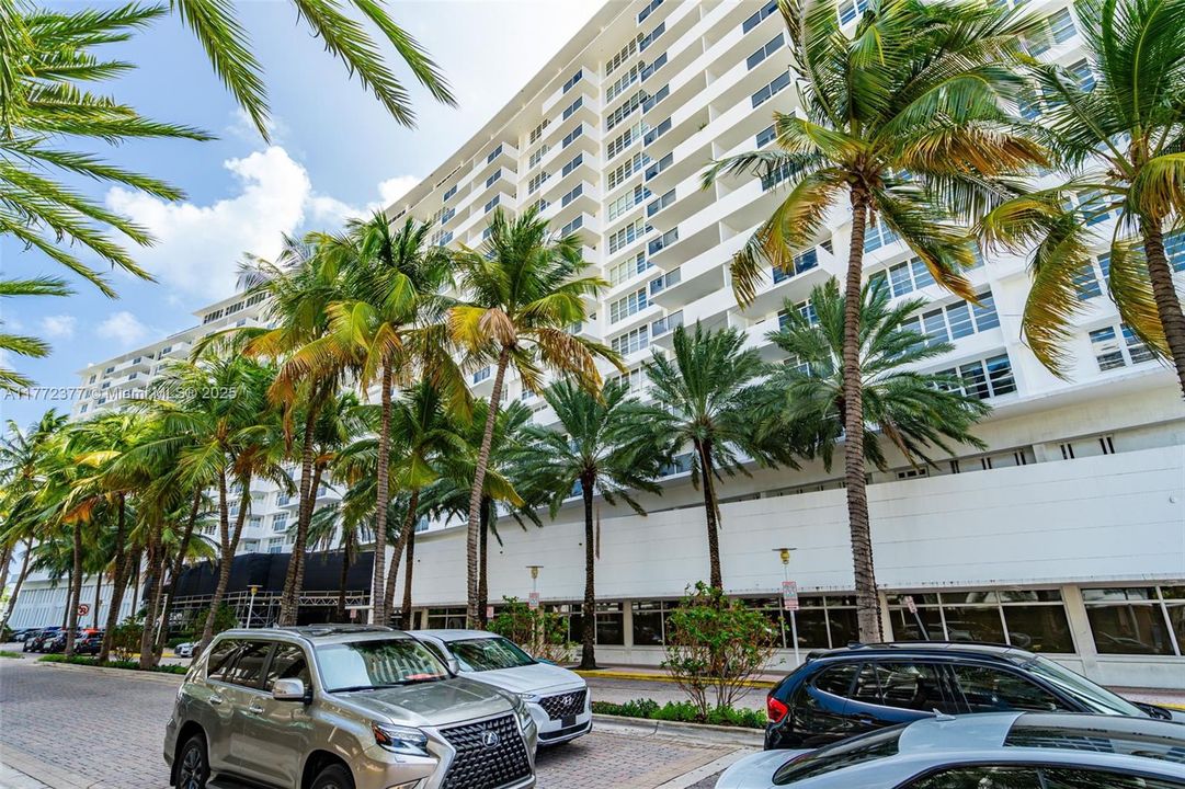 Recently Sold: $345,000 (1 beds, 1 baths, 550 Square Feet)