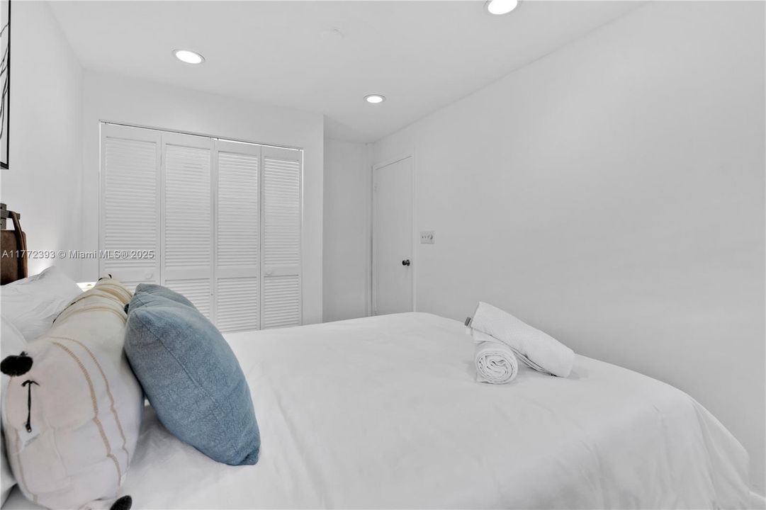 最近租的: $2,500 (2 贝兹, 1 浴室, 800 平方英尺)