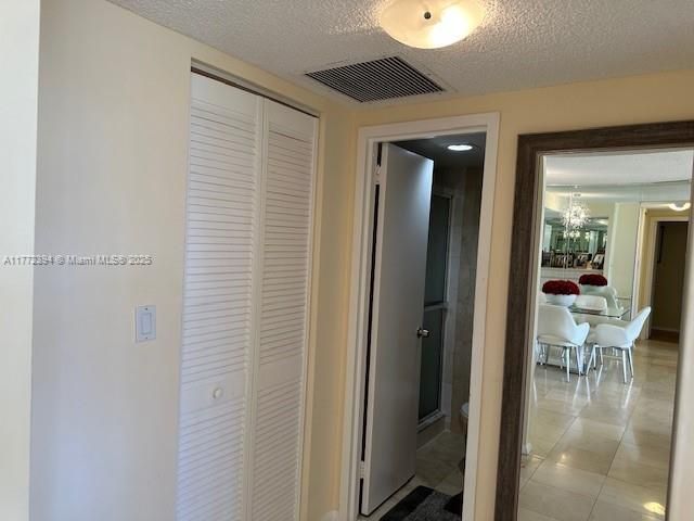 Recientemente alquilado: $2,600 (2 camas, 2 baños, 1286 Pies cuadrados)