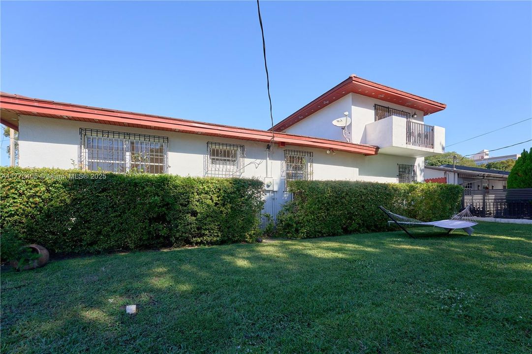 最近租的: $4,300 (4 贝兹, 3 浴室, 1800 平方英尺)