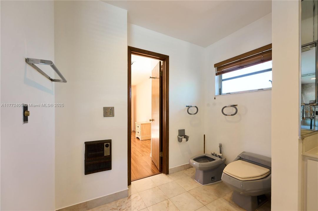 最近租的: $4,300 (4 贝兹, 3 浴室, 1800 平方英尺)