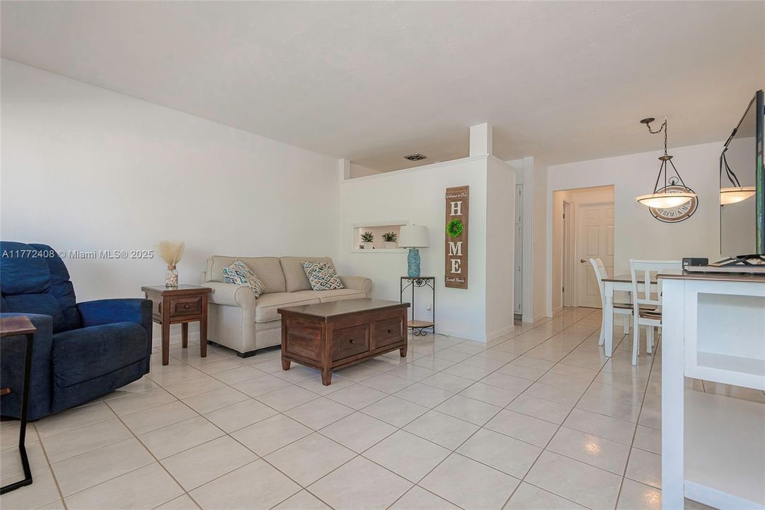 Pleasant impeccable condo