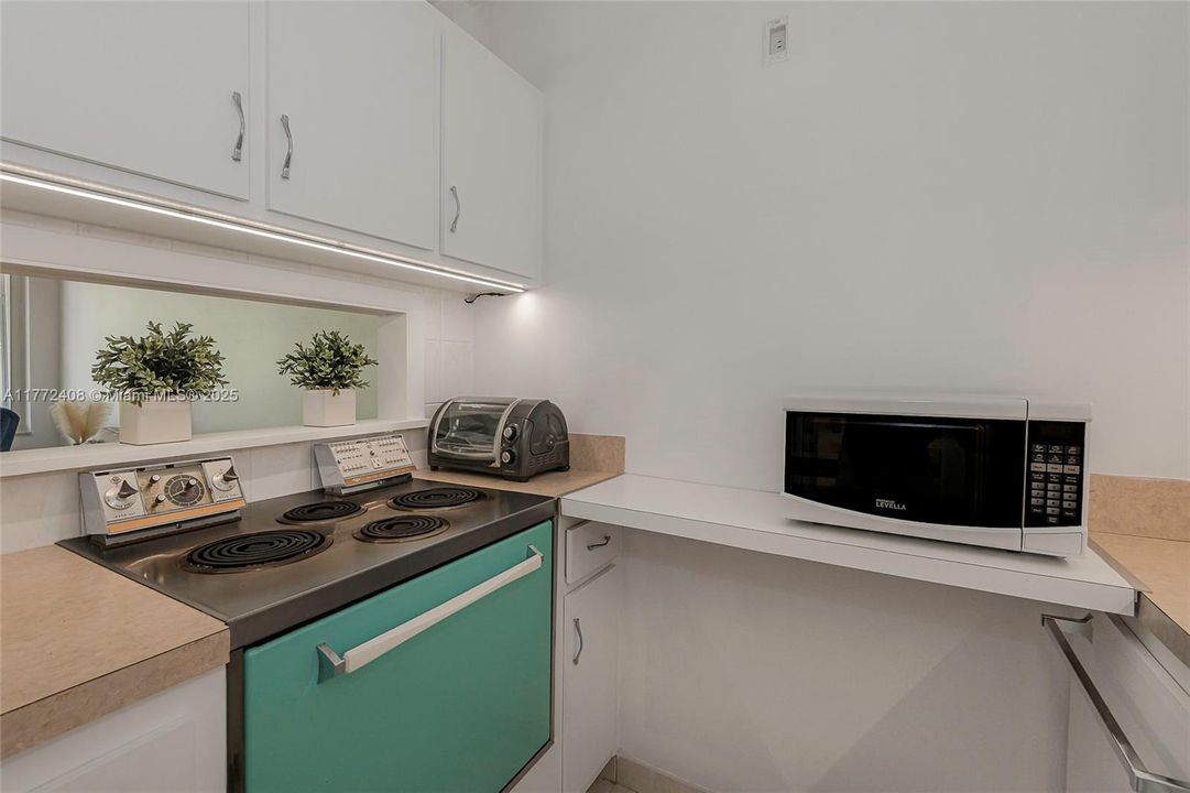 Pass through open to living area