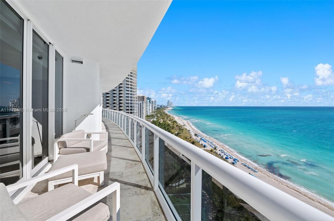 Active With Contract: $7,200,000 (3 beds, 3 baths, 2850 Square Feet)