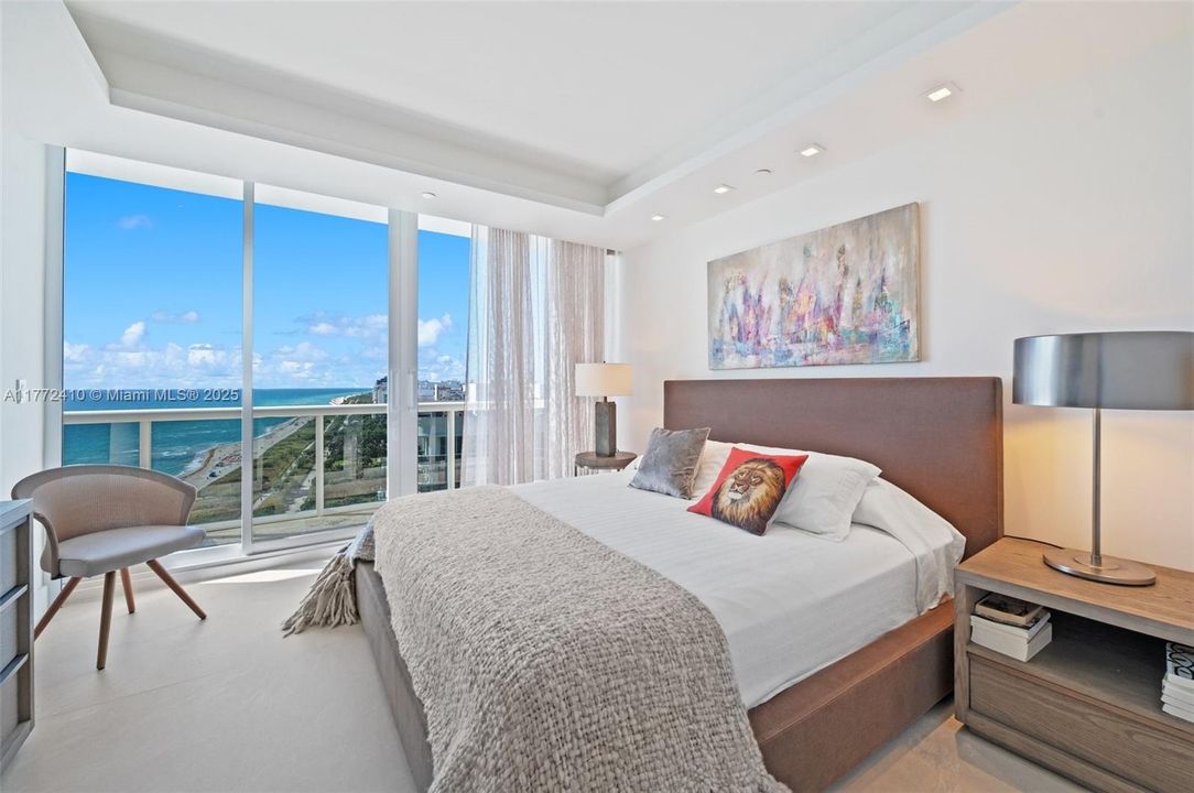 Active With Contract: $7,200,000 (3 beds, 3 baths, 2850 Square Feet)