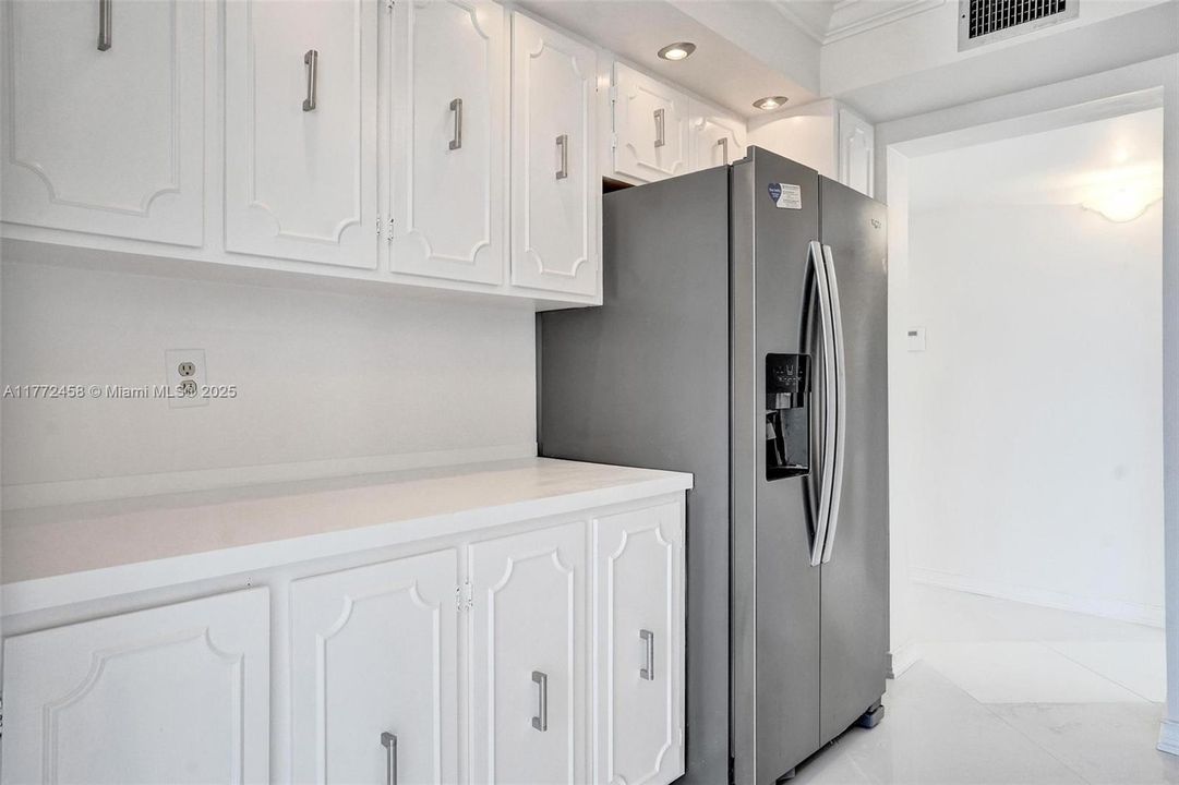 Vendido Recientemente: $350,000 (2 camas, 2 baños, 1250 Pies cuadrados)