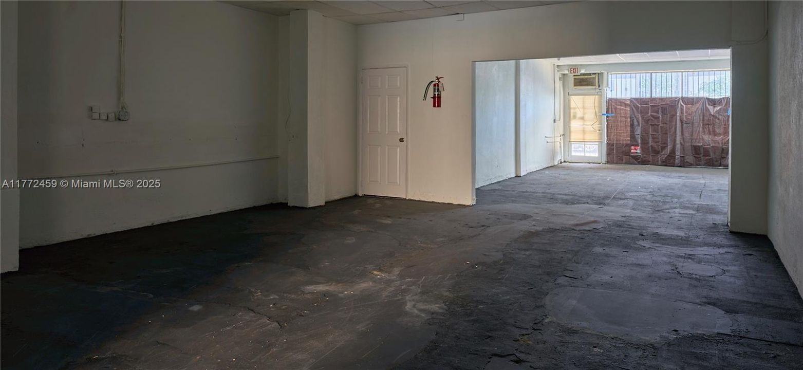 出租: $3,400 (0 贝兹, 0 浴室, 0 平方英尺)