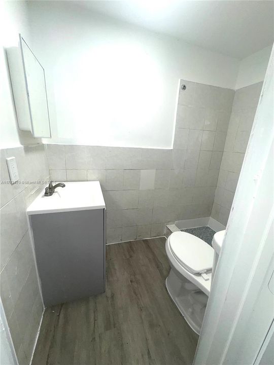 Recently Rented: $2,450 (2 beds, 2 baths, 754 Square Feet)