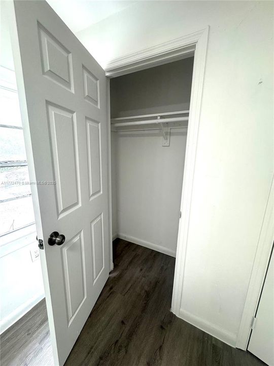 Recently Rented: $2,450 (2 beds, 2 baths, 754 Square Feet)