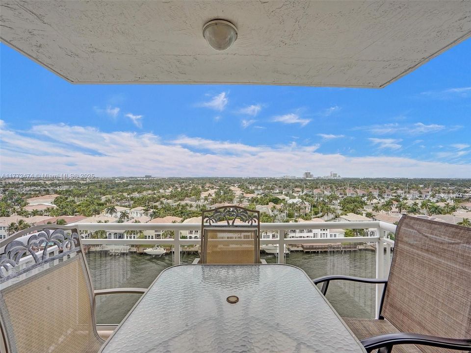 Недавно арендовано: $2,675 (2 спален, 2 ванн, 1218 Квадратных фут)