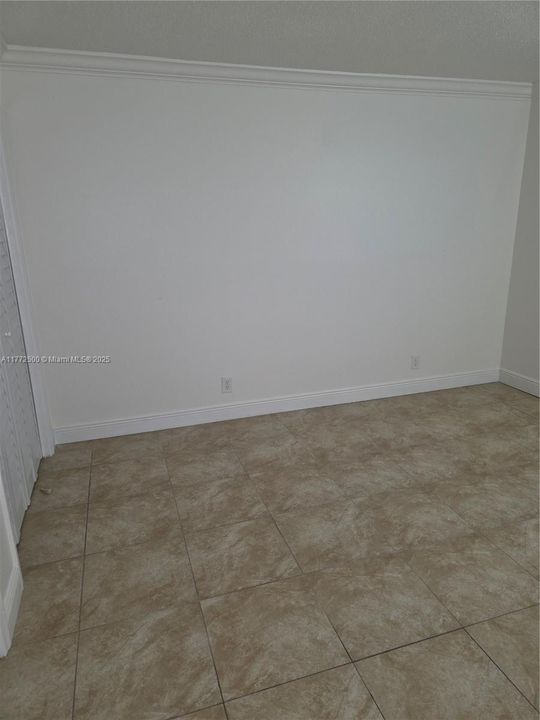 For Rent: $2,000 (2 beds, 2 baths, 1332 Square Feet)
