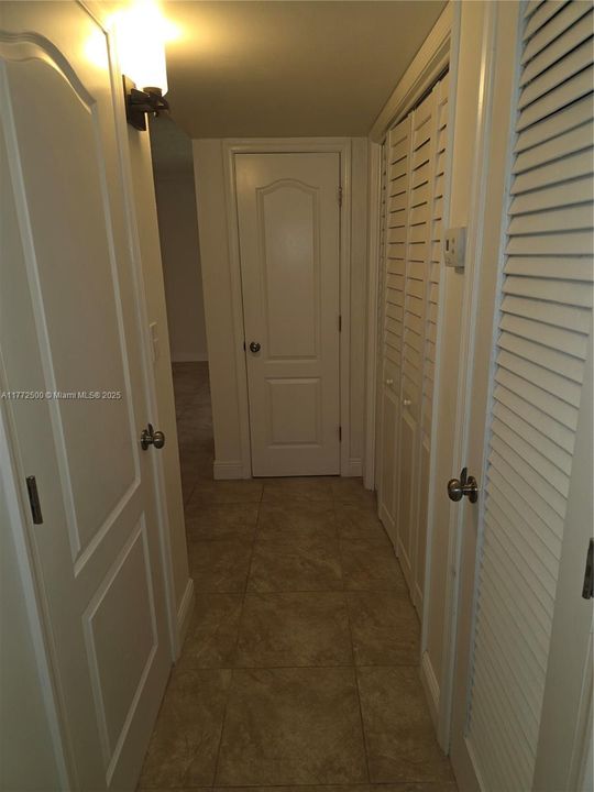 For Rent: $2,000 (2 beds, 2 baths, 1332 Square Feet)