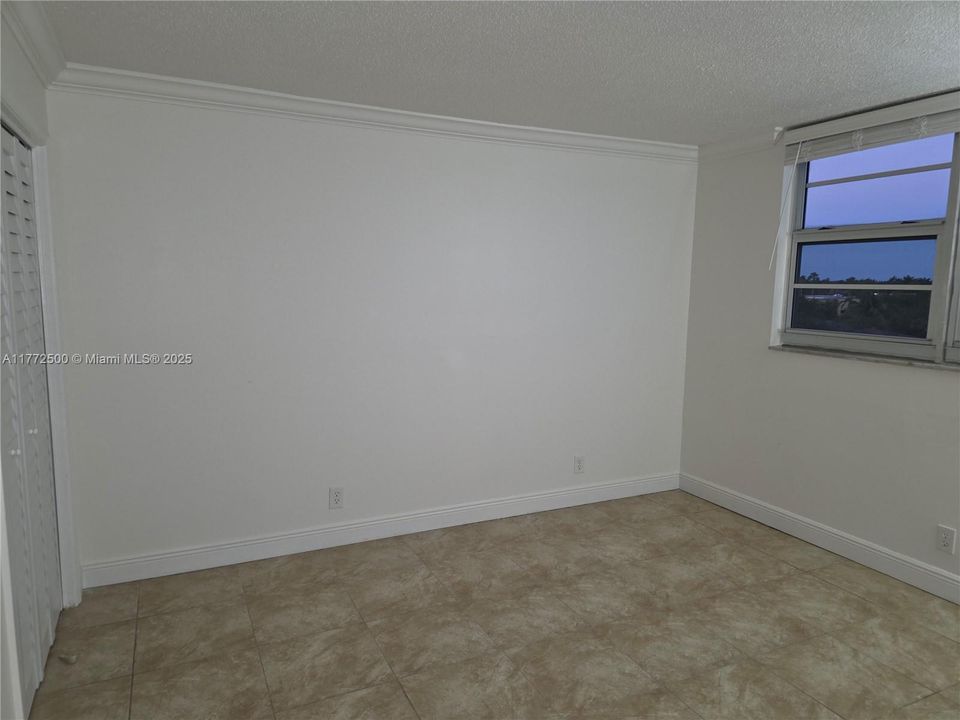For Rent: $2,000 (2 beds, 2 baths, 1332 Square Feet)