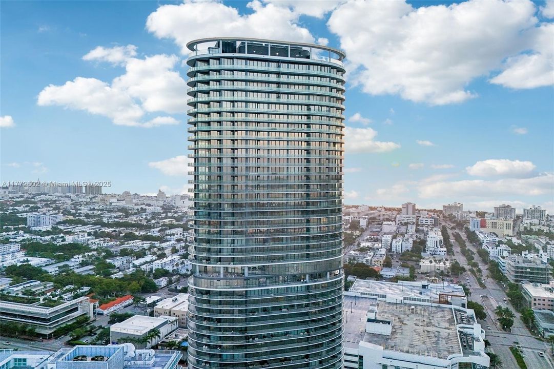 For Sale: $14,000,000 (4 beds, 4 baths, 5155 Square Feet)